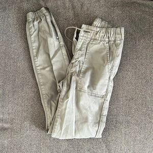 American eagle joggers